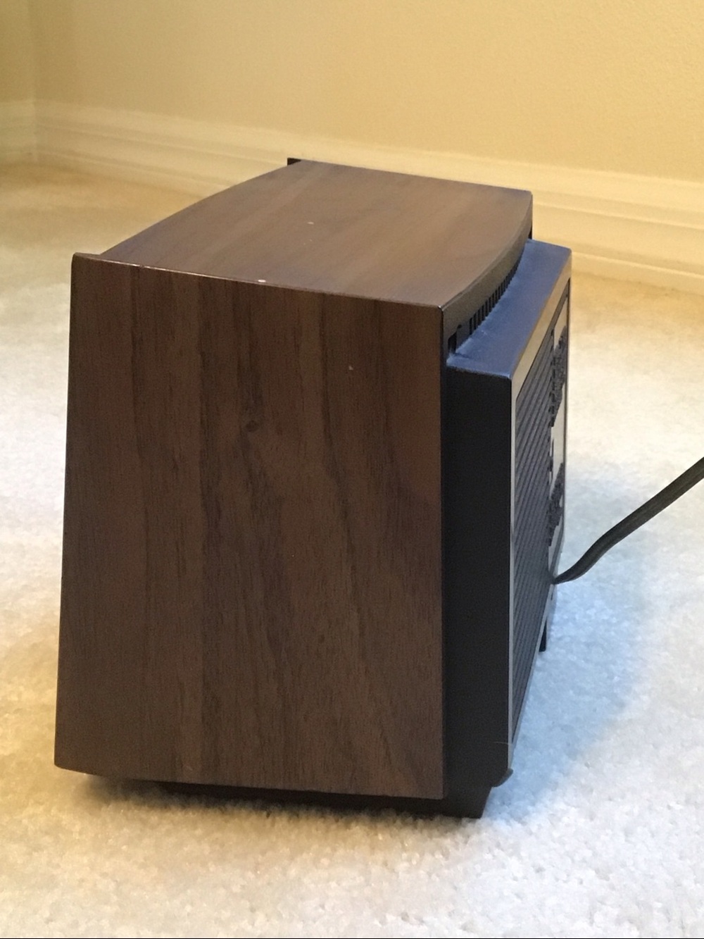 Vintage General Electric AM/FM Flip Clock Radio Alarm, model no. 7-4415B Works - Picture 6 of 15
